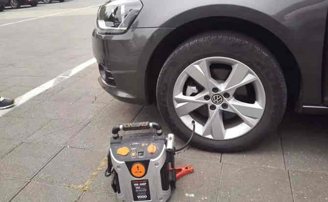 南宁汽车搭电案例